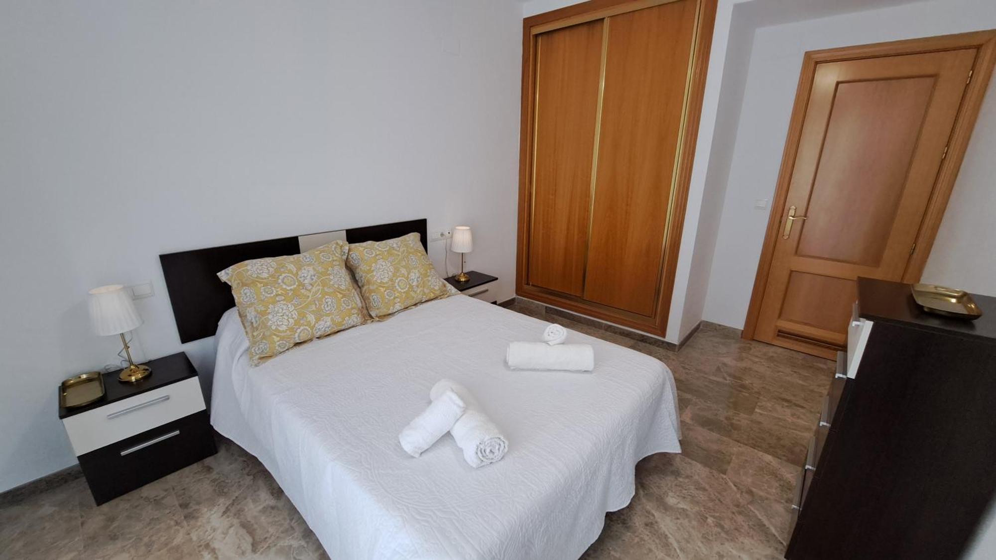 Apartamentos Maria Cristina Con Parking Gratis Cordoba Exterior photo