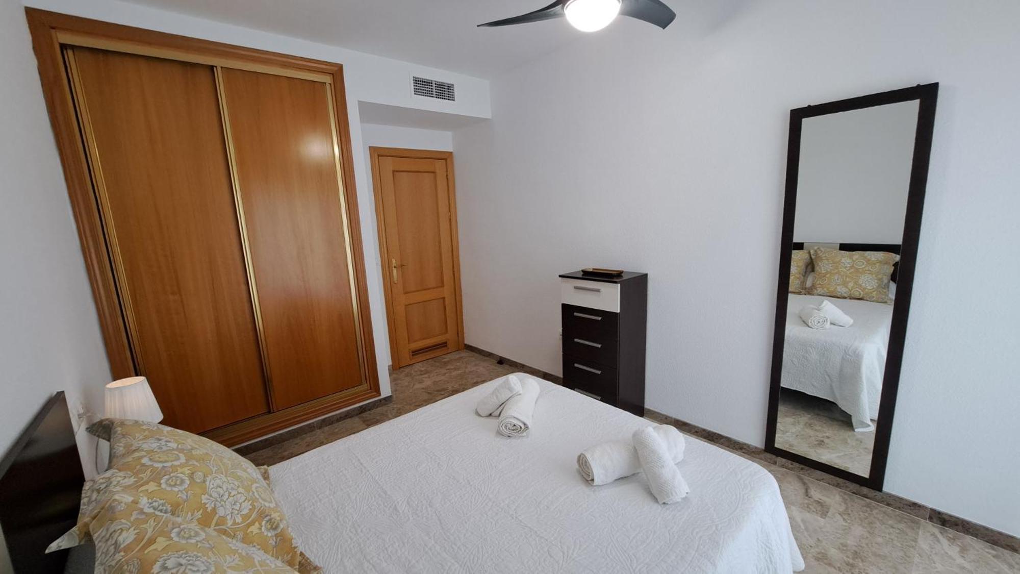 Apartamentos Maria Cristina Con Parking Gratis Cordoba Exterior photo